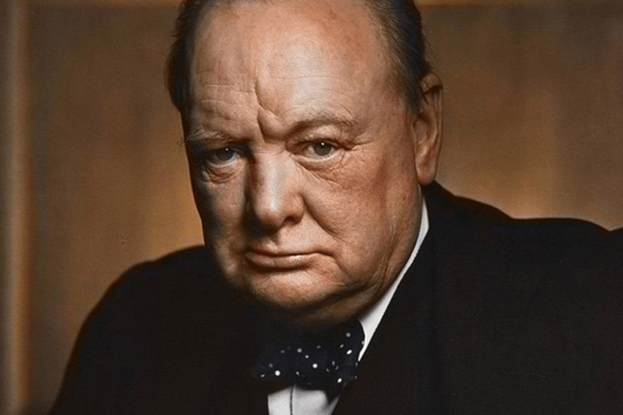 Уинстон Черчилль - Бывший Премьер-министр Великобритании