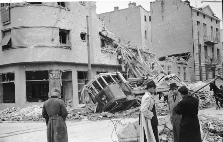 6 апреля 1941 Немецкая авиация начала бомбардировку Белграда