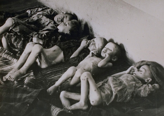 дети в конлагере Ясеновац